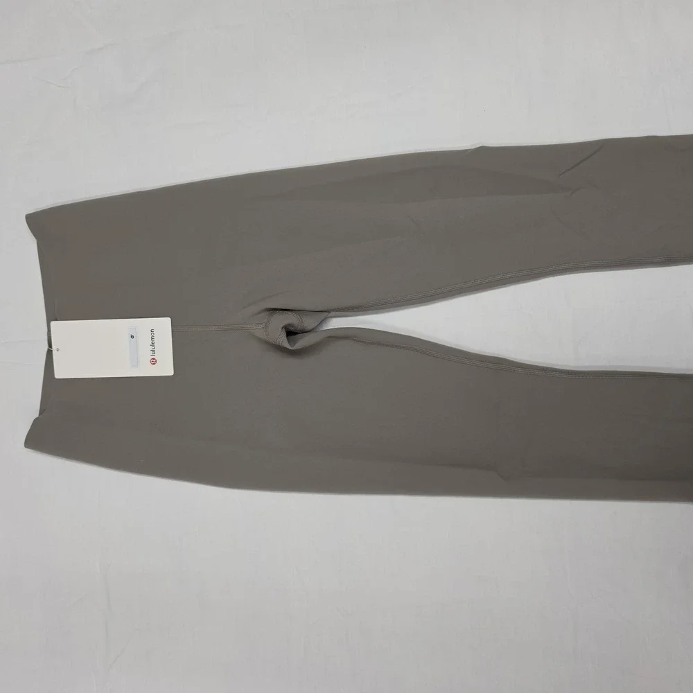 Lululemon Glow Up Tight SHR 25